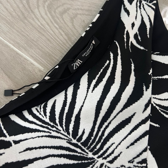 New Zara black & white summer top - Picture 2 of 4